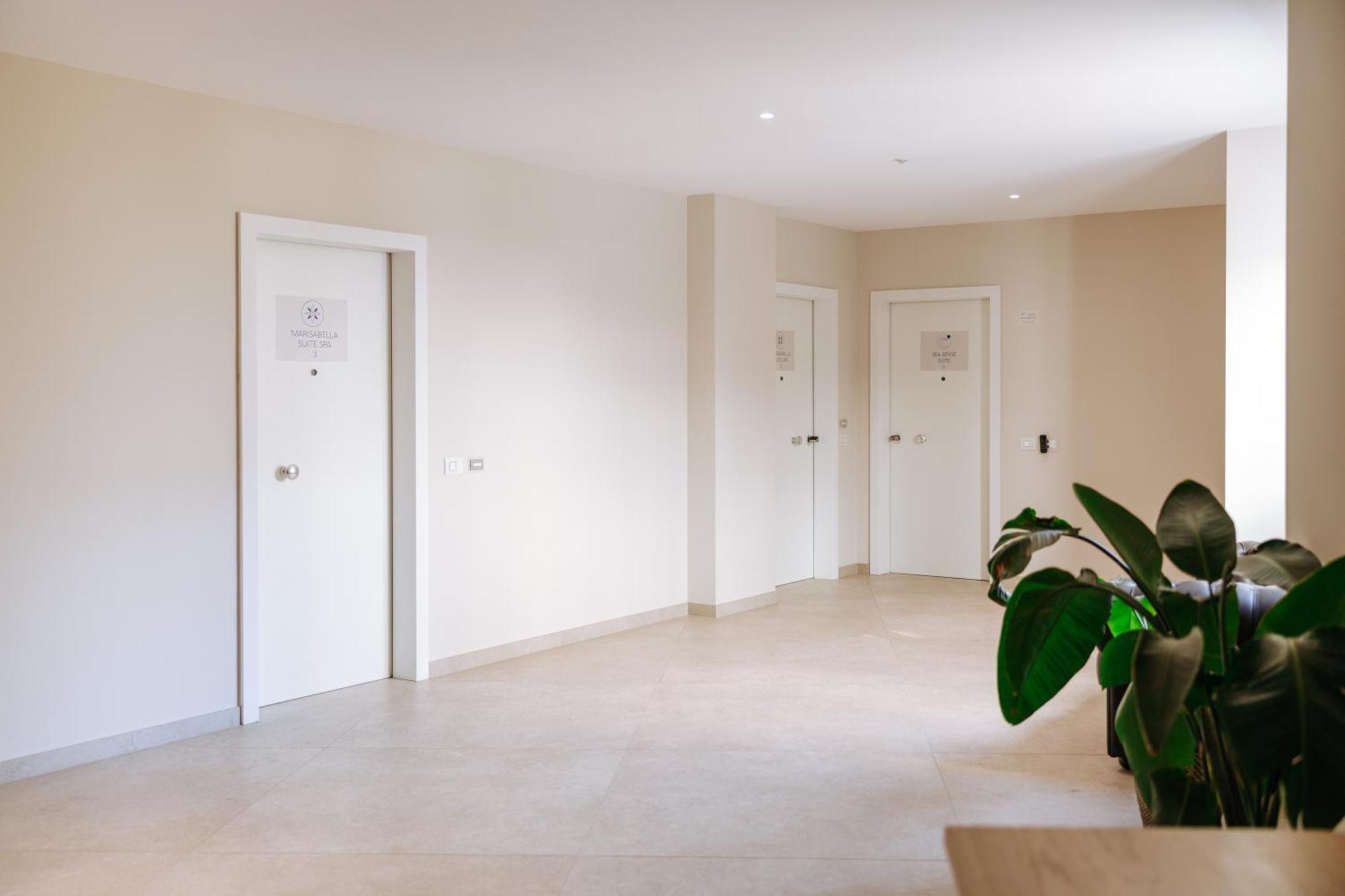 Marisabella Suite Spa 3 Bari Exterior photo